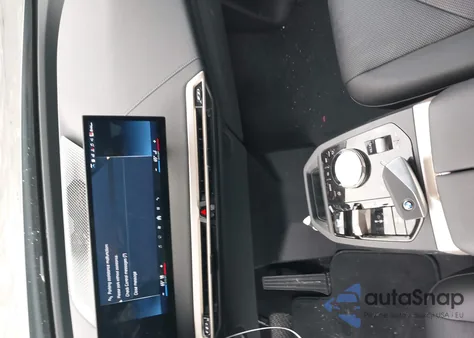 2024 BMW Ix xDrive50 z USA, uszkodzony, nr VIN WB523CF08RCP61875